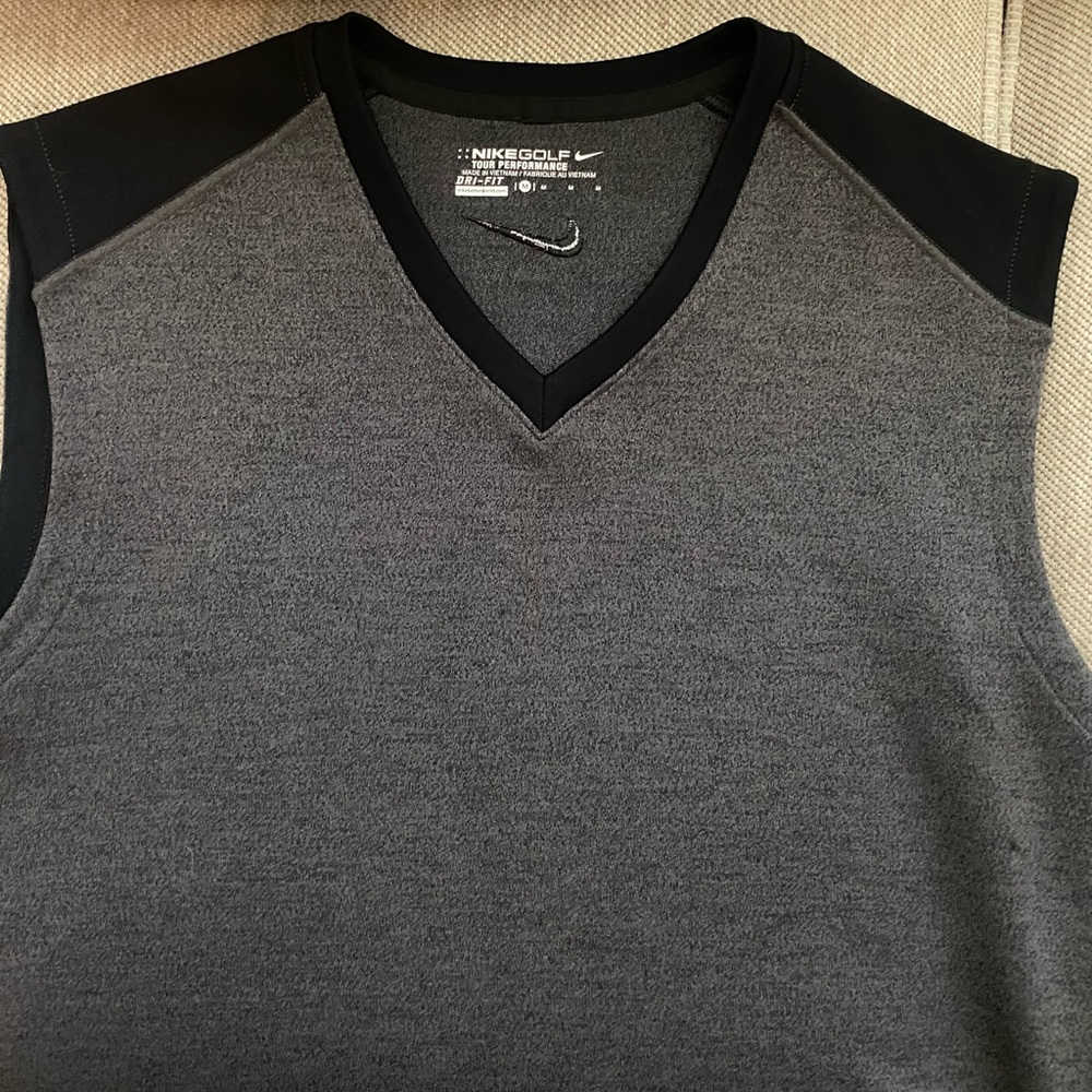 Men’s Nike Golf Tour Performance Dri-Fit Vest